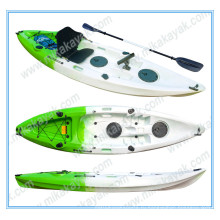 Устойчивость к ультрафиолетовому излучению Roto Molding Fishing Sailing Boat Kayak